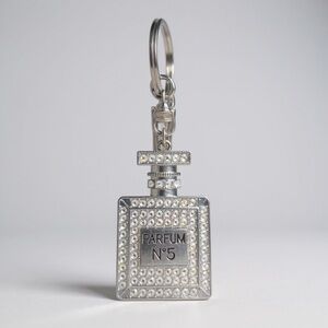 🎄3 for 15 Sale❗️ Parfum No. 5 Silver Tone Key Holder or Bag Charm NWT